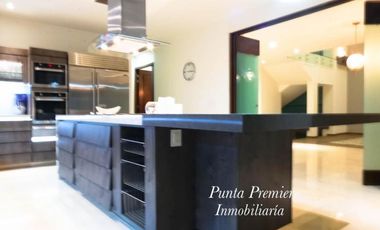 Casa de Lujo Puerta Aqua en Venta Av Universidad como Nueva Zona Dorada Andares Zapopan Punta Premier