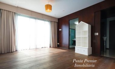 Casa de Lujo Puerta Aqua en Venta Av Universidad como Nueva Zona Dorada Andares Zapopan Punta Premier