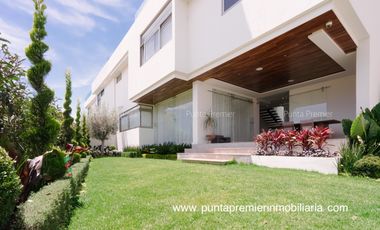 Residencia de lujo en Puerta las Lomas Venta zona Dorada Andares Puerta de Hierro Zapopan.