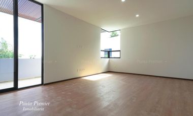 Residencia en Venta Nueva Abadia de Lujo Av. Universidad Zona andares Puerta de Hierro Zapopan