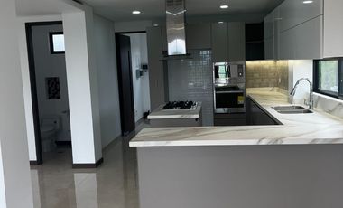 SE VENDE CASA EN COTA, VEREDA PARCELAS