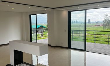 SE VENDE CASA EN COTA, VEREDA PARCELAS