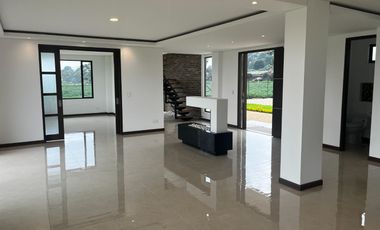 SE VENDE CASA EN COTA, VEREDA PARCELAS