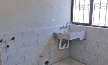 Excelente casa en renta para oficinas o casa habitación, al norte de Saltillo.