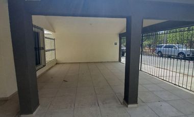 Excelente casa en renta para oficinas o casa habitación, al norte de Saltillo.