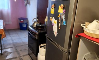 En Venta Comoda Casa Más Departamentos Interior.