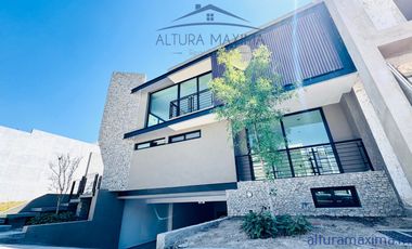 Casa Nueva en Venta Puerta del Bosque Andares Zapopan