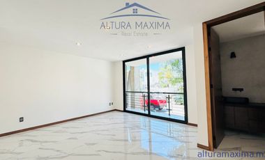 Casa Nueva en Venta Puerta del Bosque Andares Zapopan