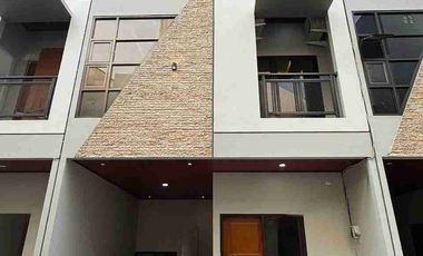 Dijual Townhouse Siap Huni di Jatinegara Jakarta Timur - 1 Unit Terakhir