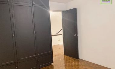 Townhouse for Rent in Marikina City -very near in Ateneo, UP Diliman and Eastwood