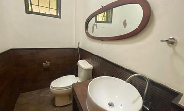 4BR House for RENT in Banilad, Cebu City with swimming Pool