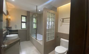 4BR House for RENT in Banilad, Cebu City with swimming Pool