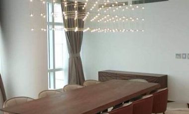 3 Bedroom With Den. Two Roxas Triangle For Rent (Inf 45)