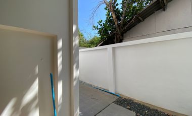 A brand new townhome 3 bed for sale in Sankhampeang, Chiang Mai