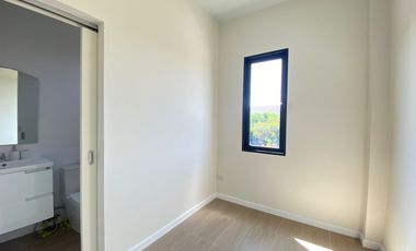 A brand new townhome 3 bed for sale in Sankhampeang, Chiang Mai