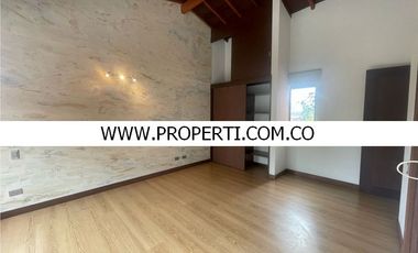 Casa en Arriendo Sector Loma del Atravesado - Envigado