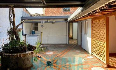 CASA LOTE CON ÁREA DE 248 M2