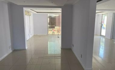 SE ARRIENDA CASA HABITACIONAL O COMERCIAL  6D4B - PARQUE LA VENDIMIA, PEÑALOLEN