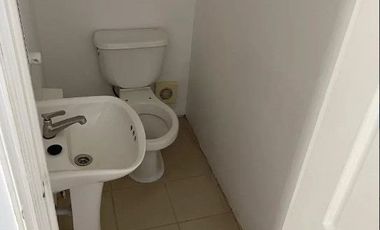 SE ARRIENDA CASA HABITACIONAL O COMERCIAL  6D4B - PARQUE LA VENDIMIA, PEÑALOLEN