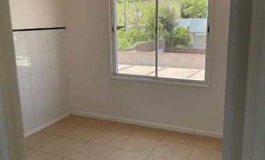 SE ARRIENDA CASA HABITACIONAL O COMERCIAL  6D4B - PARQUE LA VENDIMIA, PEÑALOLEN