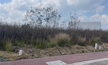 VENTA DE 3 LOTES HABITACIONALES EN CIUDAD MADERAS CORREGIDORA