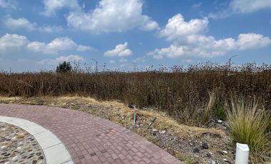 VENTA DE 3 LOTES HABITACIONALES EN CIUDAD MADERAS CORREGIDORA