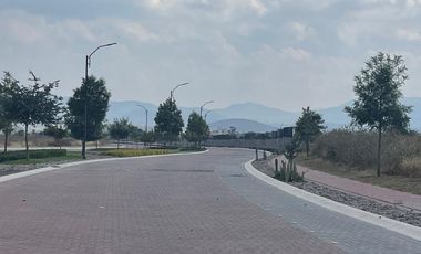 VENTA DE 3 LOTES HABITACIONALES EN CIUDAD MADERAS CORREGIDORA