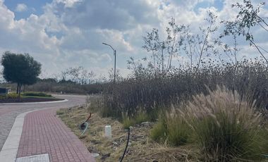 VENTA DE 3 LOTES HABITACIONALES EN CIUDAD MADERAS CORREGIDORA
