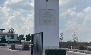 VENTA DE 3 LOTES HABITACIONALES EN CIUDAD MADERAS CORREGIDORA