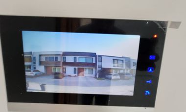 Hermosa casa a estrenar (dentro de coto con alberca)