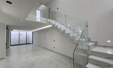 Hermosa casa a estrenar (dentro de coto con alberca)