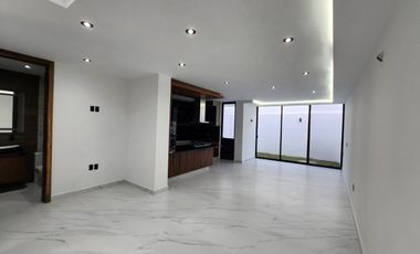 Hermosa casa a estrenar (dentro de coto con alberca)