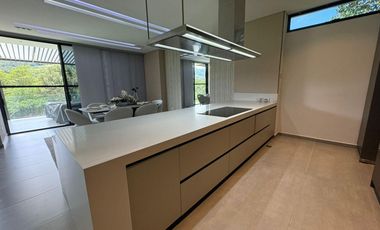 VENTA CASA CAMPESTRE RUITOQUE BAJO. CONDOMINIO RUITOQUE PARK HOUSE