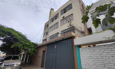 ALQUILER de LOCAL COMERCIAL en CHORRILLOS