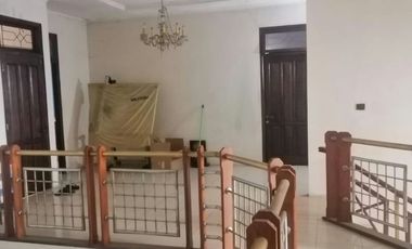 Dijual Rumah Mainroad Sayap BKR Bandung Posisi Hoek Parkiran Luas Cocok Untuk Segala Usaha [PK012]