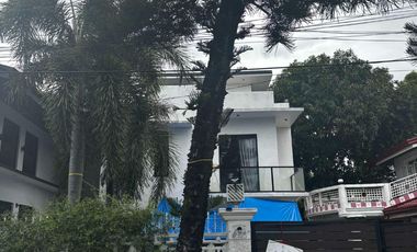 RUSH SALE! 3-LEVEL 3-BEDROOM w/ 4 BATHS SPACIOUS HOUSE & LOT BUILT 2021