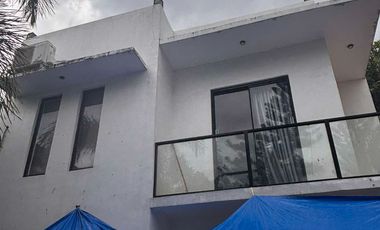 RUSH SALE! 3-LEVEL 3-BEDROOM w/ 4 BATHS SPACIOUS HOUSE & LOT BUILT 2021