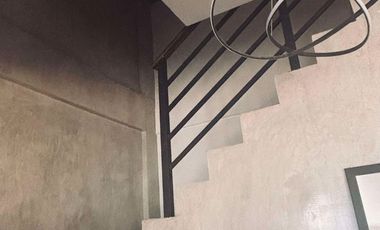 RUSH SALE! 3-LEVEL 3-BEDROOM w/ 4 BATHS SPACIOUS HOUSE & LOT BUILT 2021