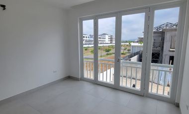 En venta lujosa casa de estreno en Aires Norte, Nuevo Samborondon