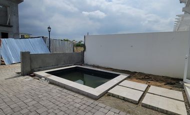 En venta lujosa casa de estreno en Aires Norte, Nuevo Samborondon