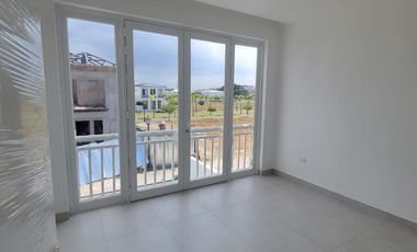 En venta lujosa casa de estreno en Aires Norte, Nuevo Samborondon