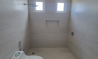 En venta lujosa casa de estreno en Aires Norte, Nuevo Samborondon