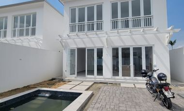 En venta lujosa casa de estreno en Aires Norte, Nuevo Samborondon