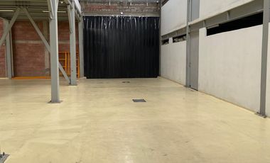 SE RENTA BODEGA EN SANTA MARTHA ACATITLA, IZTAPALAPA, CDMX