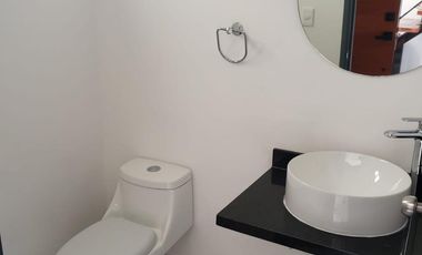 VENTA CASA En ARBOLADA  3 HABITACIONES 3.5  BAÑOS ALBERCA