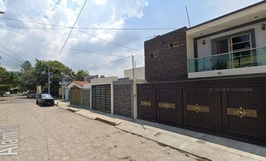 EXCELENTE CASA CON GRAN UBICACION Y GRAN PLUSVALIA AL ADQUIRIRLA MEDIANTE REMATE BANCARIO APROVECHA!!!