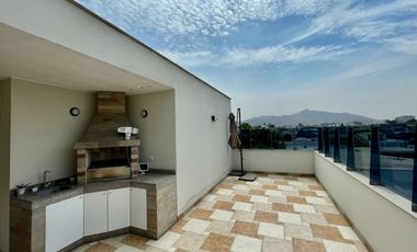 VENTA DEPARTAMENTO DUPLEX LA MOLINA CERCA A COLEGIOS Y UNIVERSIDADES