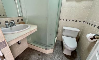 VENTA DEPARTAMENTO DUPLEX LA MOLINA CERCA A COLEGIOS Y UNIVERSIDADES