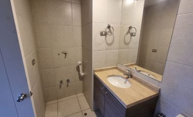 se arrienda departamento en macul