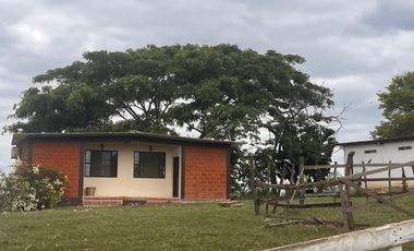 vendo hacienda con mina